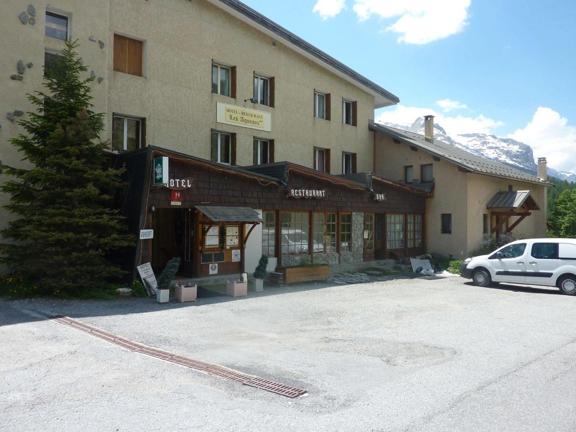 Les Agneaux Hotell Villar-dʼArène Eksteriør bilde